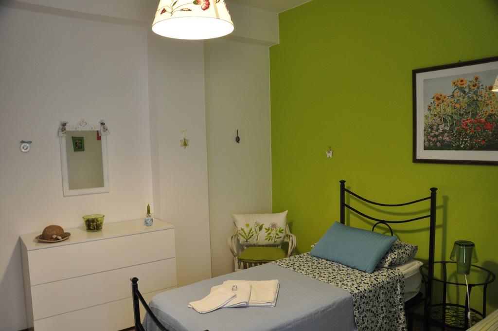 Apartment Ponte Delle Nazioni Parma Room photo